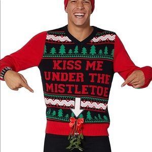 Kiss Me Mistletoe Light Up Ugly Christmas Sweater Size Large Color Red